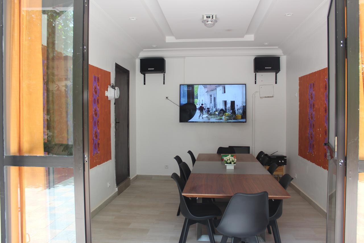 Residence Hoteliere Olympus Dakar Exterior photo